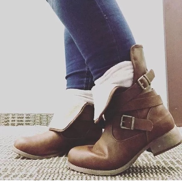 Maurices Shoes - Sherpa Boots, Size 8