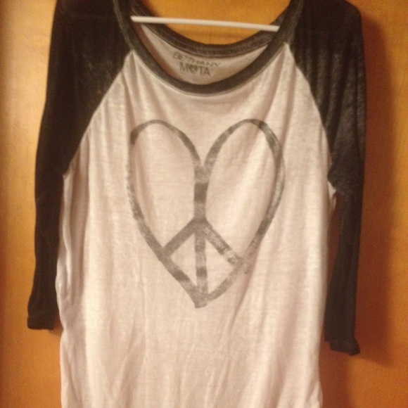 Black and white Bethany Mota baseball tee