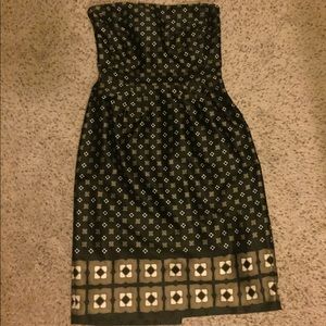 EUC Gorgeous Banana Republic Silk Strapless Dress!