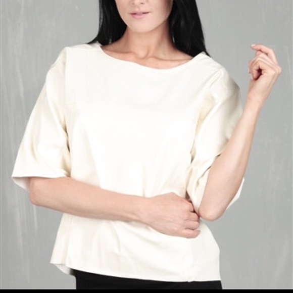 perforated faux leather top small medium - Picture 3 of 4