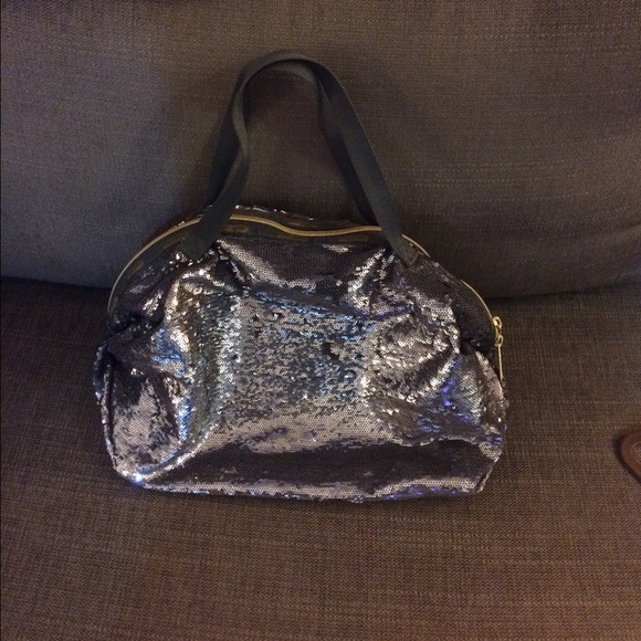LESPORTSAC METALLIC SILVER SEQUIN PASSERBY TOTE