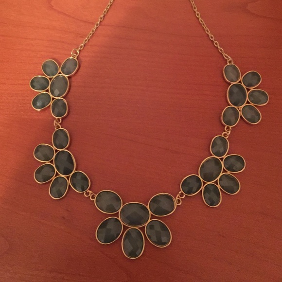 Emerald-green necklace