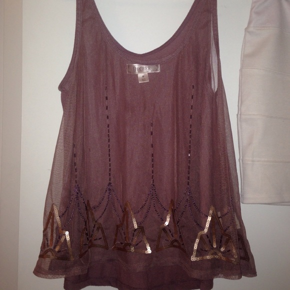 💃🏼 MOVING SALE Sheer, lilac, embellished tank