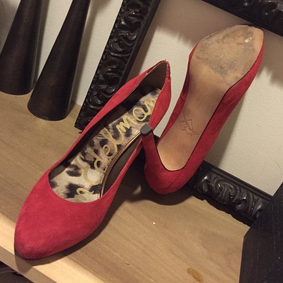 Sam Edelman "Yasmine" Red Suede Heels Snake EUC - Picture 4 of 4