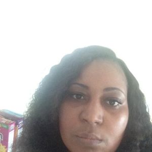 Meet your Posher, Yolanda