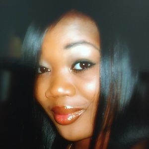 Meet your Posher, Tanesha