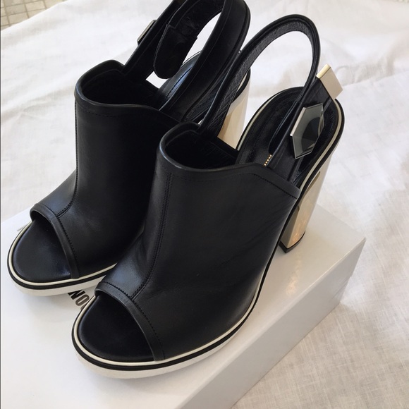 NWT Nicholas Kirkwood peep toe, block metal heels - Picture 1 of 4