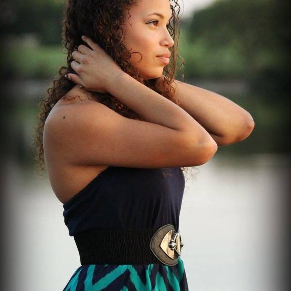 Meet your Posher, Alexandra