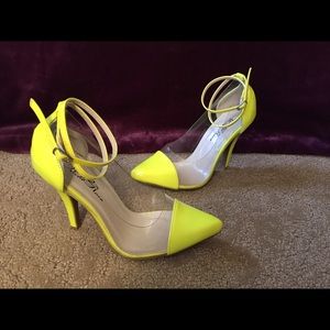 WILD ROSE Neon Yellow Heels