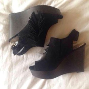 Fringe Wedges