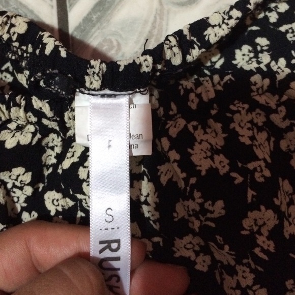 Shorts - Picture 3 of 3