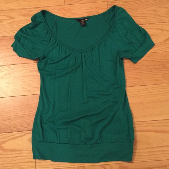 H&m green top