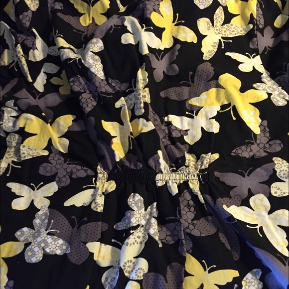 Scrub Top - Picture 3 of 3