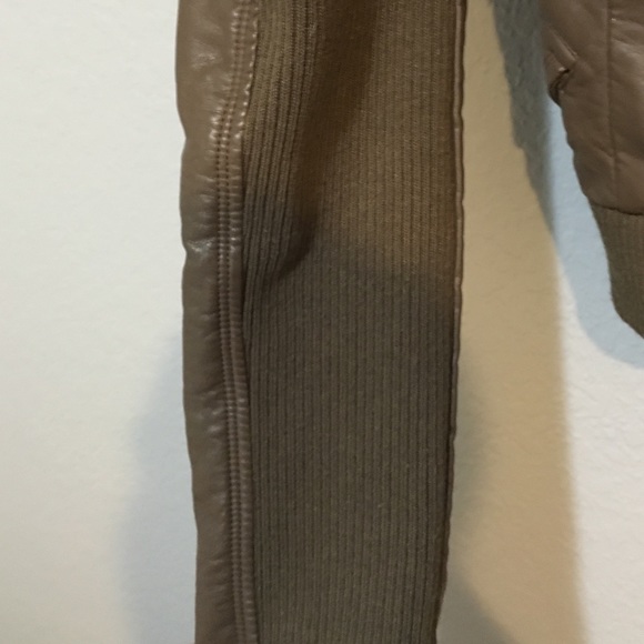 Brown Leather Jacket with Grey Lining - Picture 3 of 4