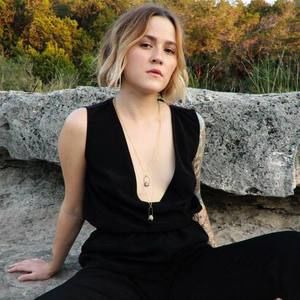 Meet your Posher, Samatha