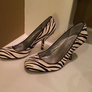 GUESS zebra print shoes