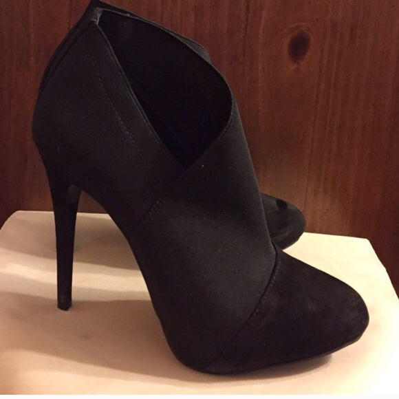 Jessica Simpson Shoes - 💥JESSICA SIMPSON PUMPS💥