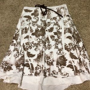 Ella moss Brown floral skirt xs