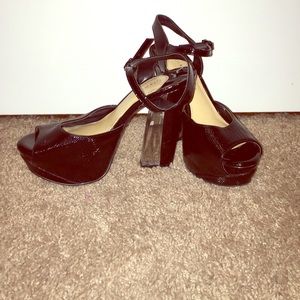 Gianni Bini black pumps