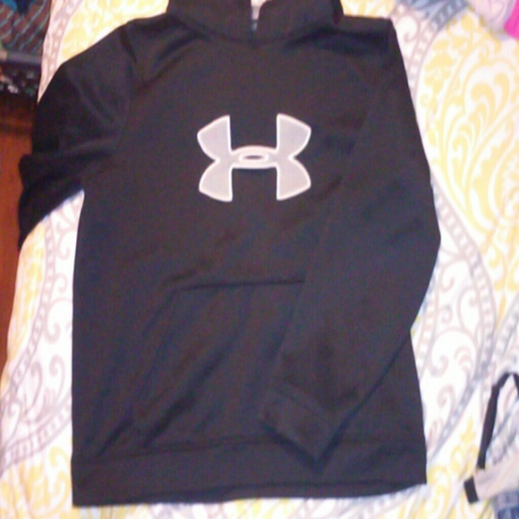 Boys under armour hoodie