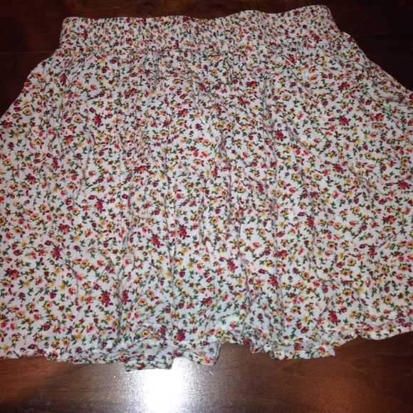 Forever 21 Floral Skirt