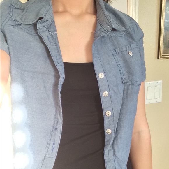Short blue denim shirt
