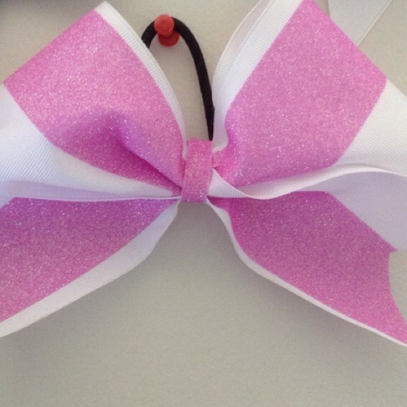 Bows - Picture 3 of 4