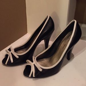 Jessica Simpson peep toe heels