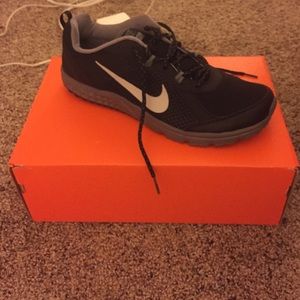 Brand new never worn men Nike wild trail shoes