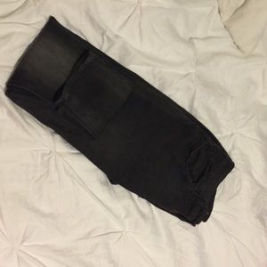 Low Waisted boyfriend jeans.