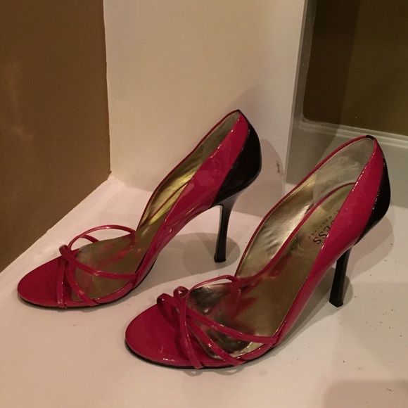 GUESS pink/purple strappy heels
