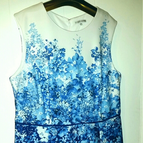 <SANDRA DARREN> Blue Floral Dress - Picture 2 of 3