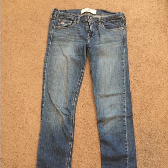 Hollister Skinny Jeans (size 7L)