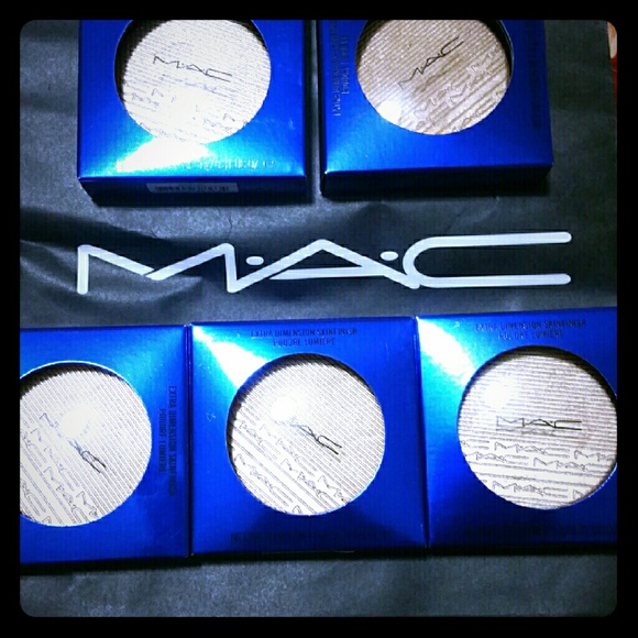 MAC OH DARLING HIGHLIGHTER
