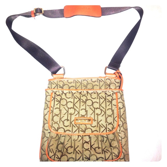 Calvin Klein Crossbody