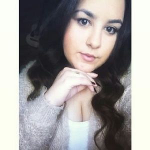 Meet your Posher, Veronica
