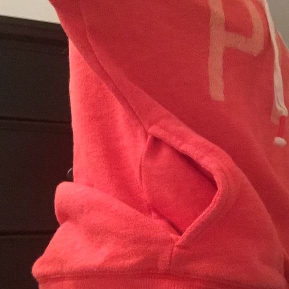 Love pink hoodie - Picture 3 of 3