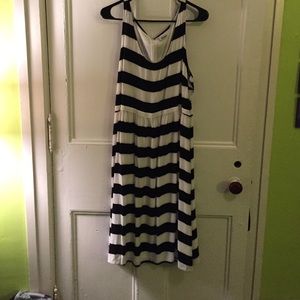 Mid length old navy dress size large
