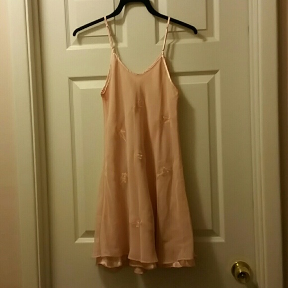 SOLD!!! Beautiful Peach Chemise, NWOT