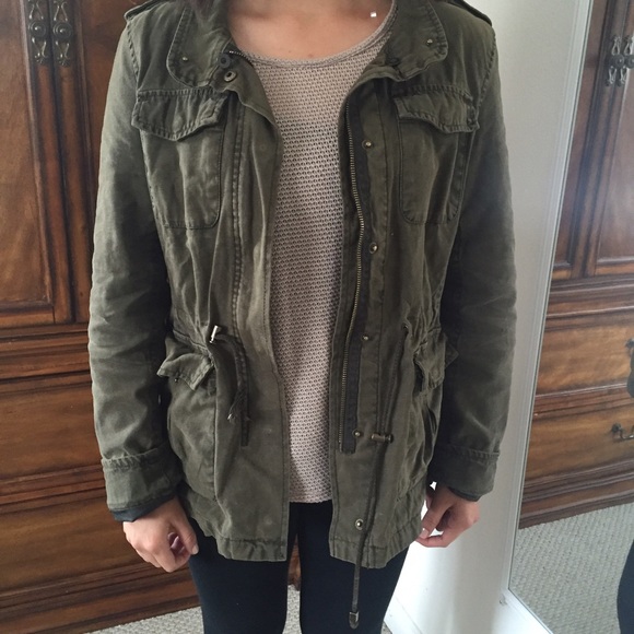 Forever 21 Jackets & Blazers - ✨ SOLD ON MERC ✨ Green Military Utility Jacket