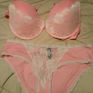 Smart & Sexy underwear set