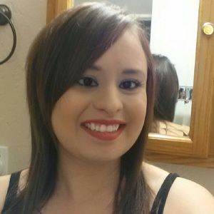 Meet your Posher, Nayeli