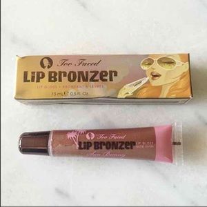 Too Faced Lip bronzer never used