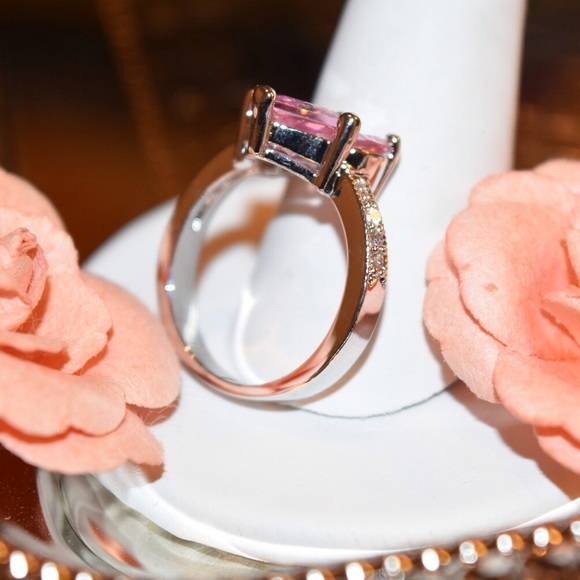 Sweetheart Pink Ring - Picture 4 of 4