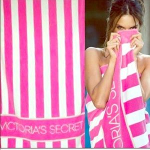 For JACLYN *TRADE* Victoria's Secret Beach towel..