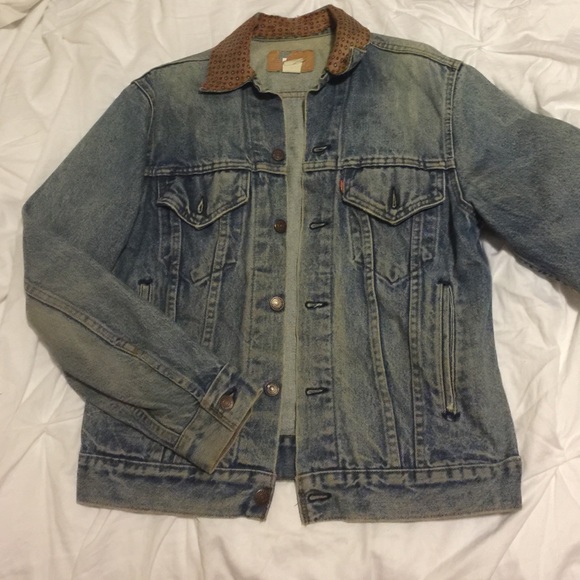 Vintage Levis Jean Jacket.