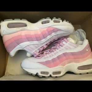 Powder pink air max 95