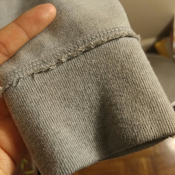 Sweater - Picture 3 of 4