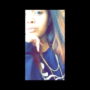 Meet your Posher, Alexus