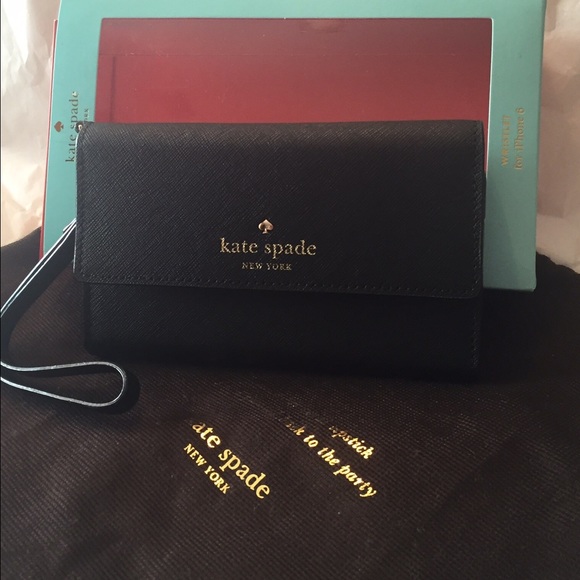 Kate Spade Wristlet for iPhone 6